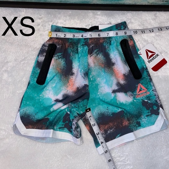 Reebok Boys Shorts size Small 6/7 ,XS 4/5 aqua elastic waist Athletic Basketball - Picture 8 of 8